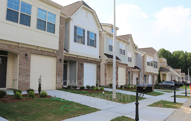326 DUCHART LN
