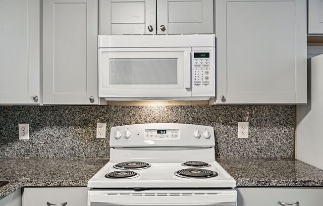 Corona Club Apartments