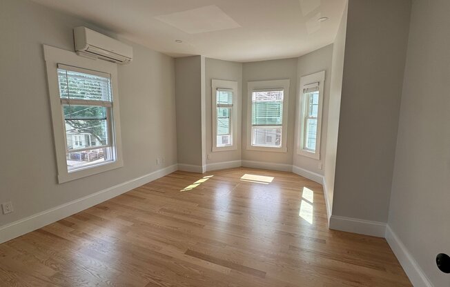 6 ALSTON ST
