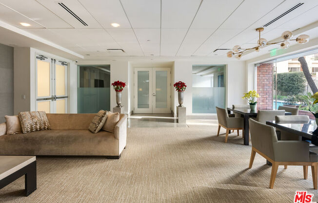 1 bed, 1 bath, 682 sqft, $2,600, Unit 220