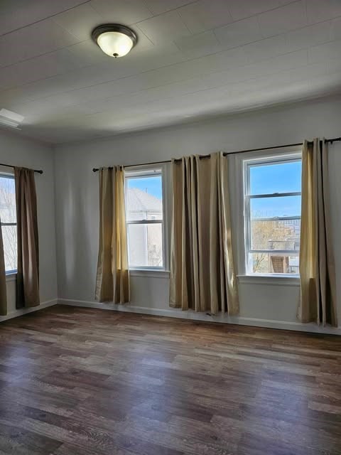 1 bed, 1 bath, 860 sqft, $1,600, Unit 2W