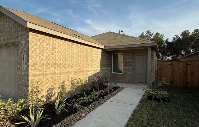 New 3 Bed / 2 Bath Home In Tavola West