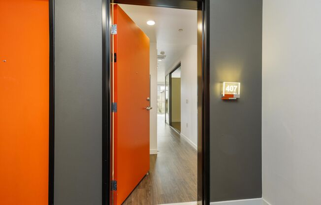 1 bed, 1 bath, 565 sqft, $1,925, Unit 407