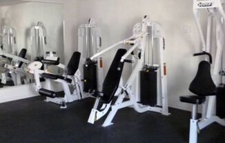 2 beds, 1 bath, 870 sqft, $1,450, Unit 223-17