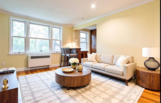 50 Follen St