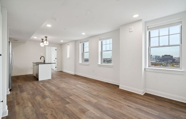 1 bed, 1 bath, 764 sqft, $3,030, Unit 905