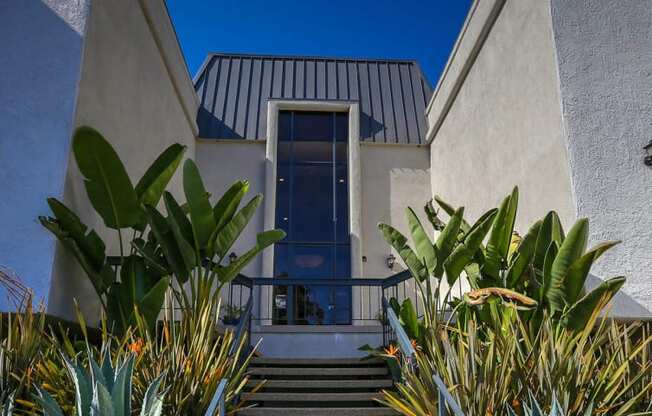 Exterior1 at Rose Apartments, Los Angeles, CA, 90034