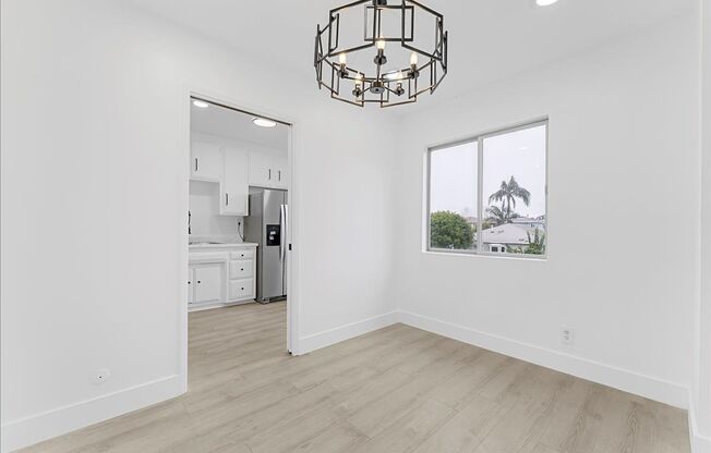 1952 S. Holt Avenue Unit #5