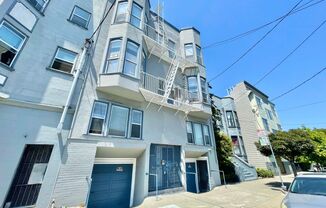 Spacious Hayes Valley Studio! New Carpeting, Laundry, Parking - PROGRESSIVE