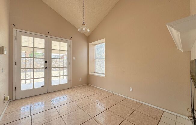 Northeast El Paso 3 Bed/2 Bath
