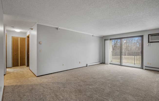 1 bed, 1 bath, 746 sqft, $1,265, Unit 324