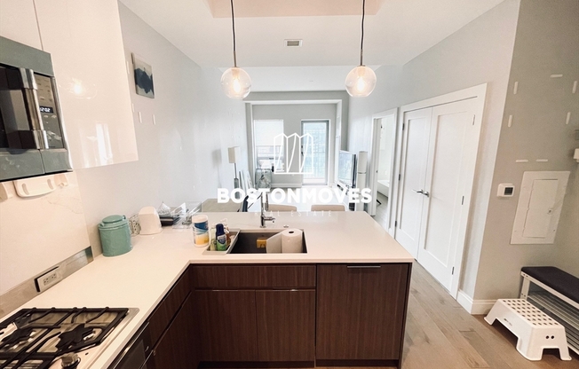 1 bed, 1 bath, 689 sqft, $4,250, Unit 1109