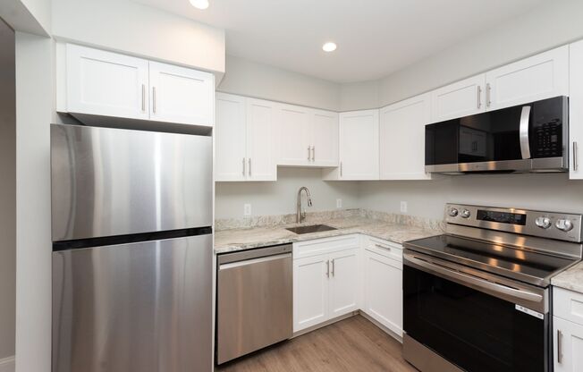 2 beds, 1.5 baths, 1,100 sqft, $2,955, Unit 202F