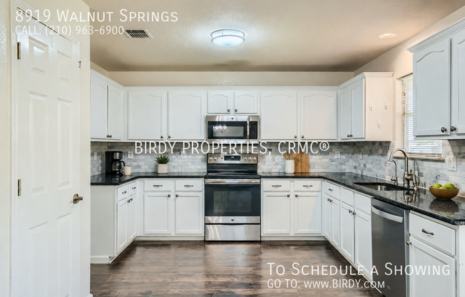 8919 Walnut Springs