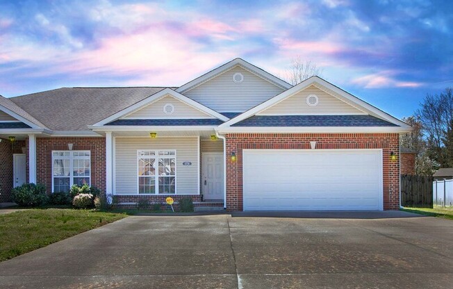2371 B ELLSWORTH DR
