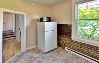 For Rent – Renovated 1 Bedroom, 1 Bathroom Apartment in Easton