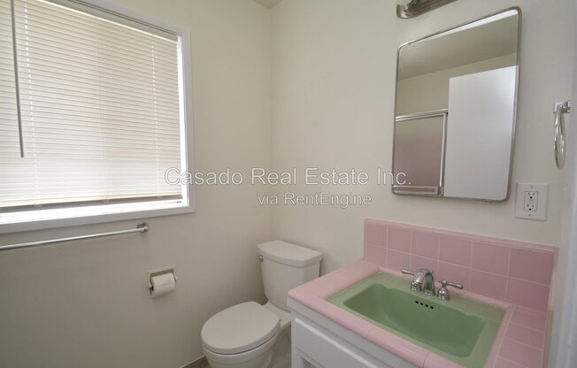 1 bed, 1 bath, 600 sqft, $1,595