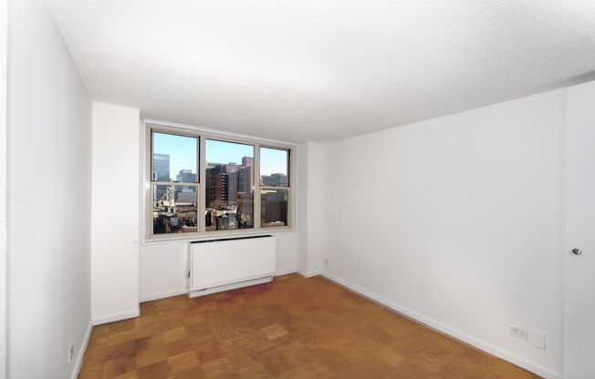 1 bed, 1 bath, $5,750, Unit 12E