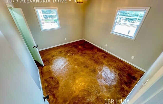 1573 Alexandria Dr