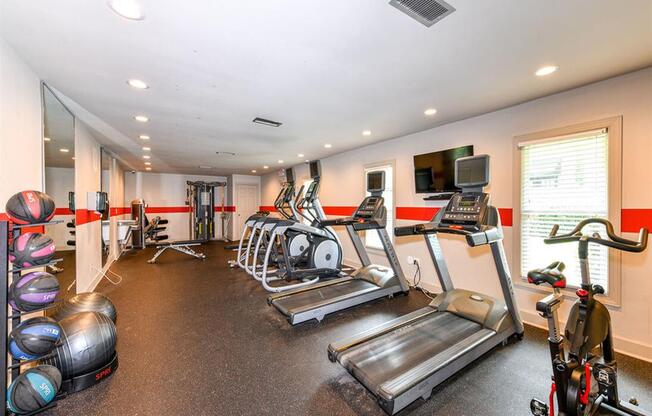 Gym at Elme Sandy Springs Apartments, Atlanta, GA, 30350