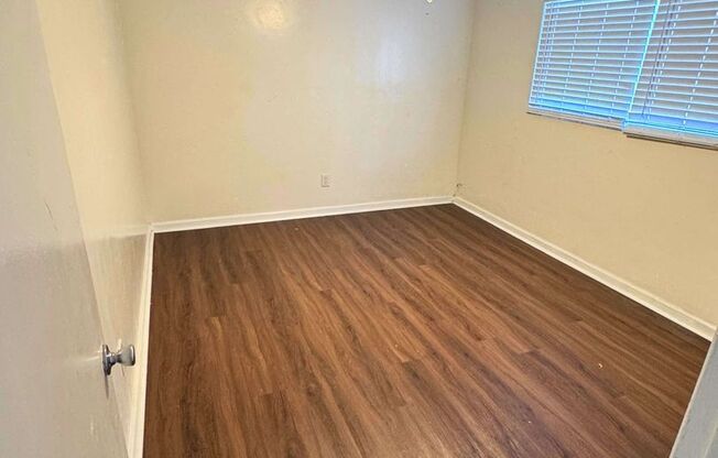 India and Kettner Street