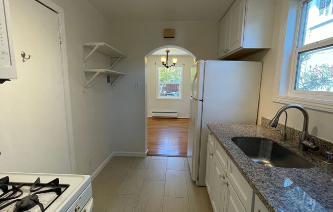 3 beds, 1 bath, $3,995