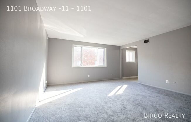 1 bed, 1 bath, 660 sqft, $800