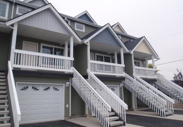I Street Townhomes (11 Unit)