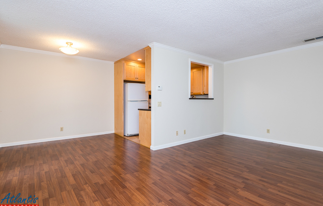 Lovely Condo | Washer/Dryer | Carport