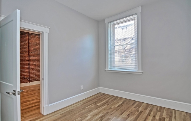 1 bed, 1 bath, $2,900, Unit 100