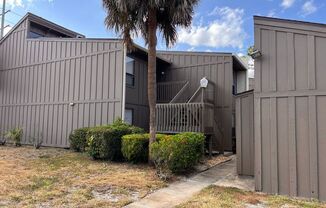 5409 PINE CRK DR