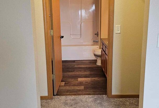 2 beds, 2 baths, 1,014 sqft, $1,415, Unit 1830-202