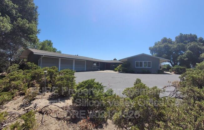 21224 Saratoga Hills Road