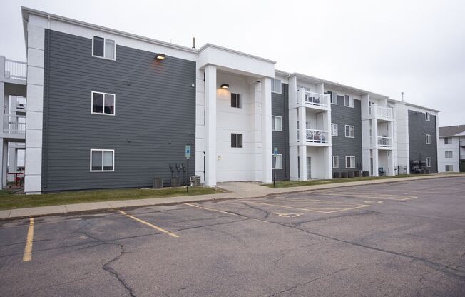 Maple Park Apartments & Townhomes