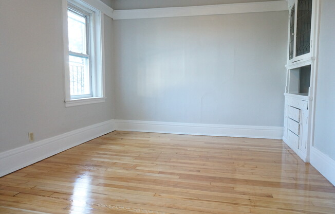220 South St