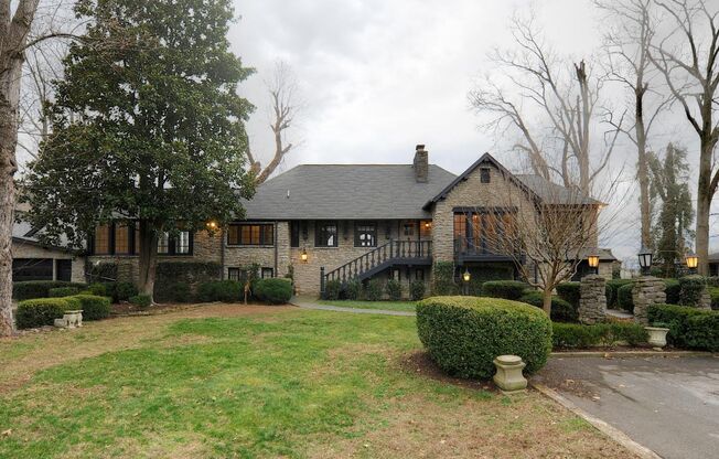 Stunning 4BE/4BA home located in the Montague Falls Annex!