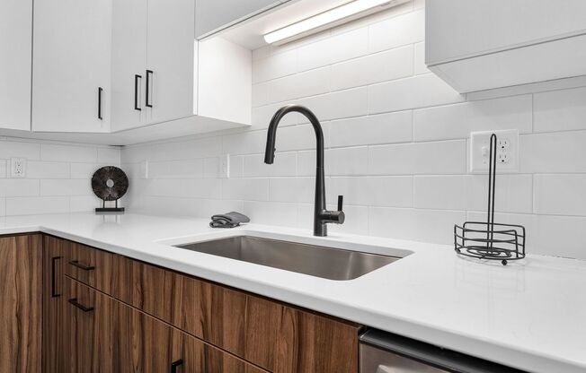 1 bed, 1 bath, 750 sqft, $1,535, Unit 533