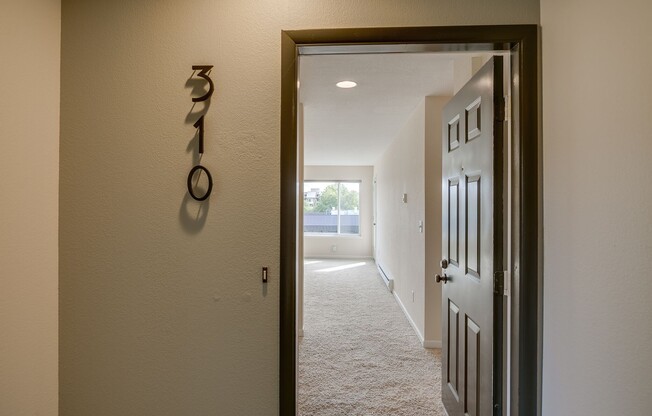 Downtown Mercer Island Condo Available Now!