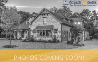 1932 THE OAKS AVE