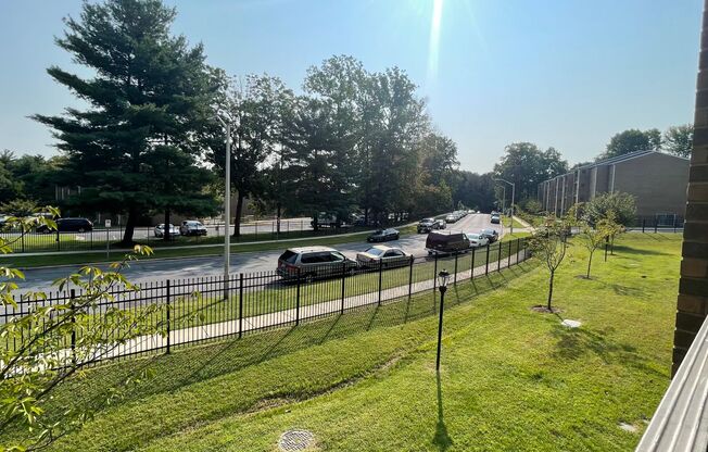 2 beds, 2 baths, 1,000 sqft, $1,950, Unit 14210 #102