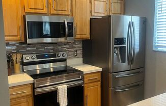 4 beds, 3 baths, $2,350, Unit Apt 108