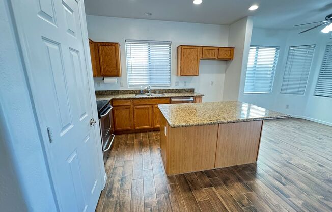 Power Ranch 4 bedroom rental