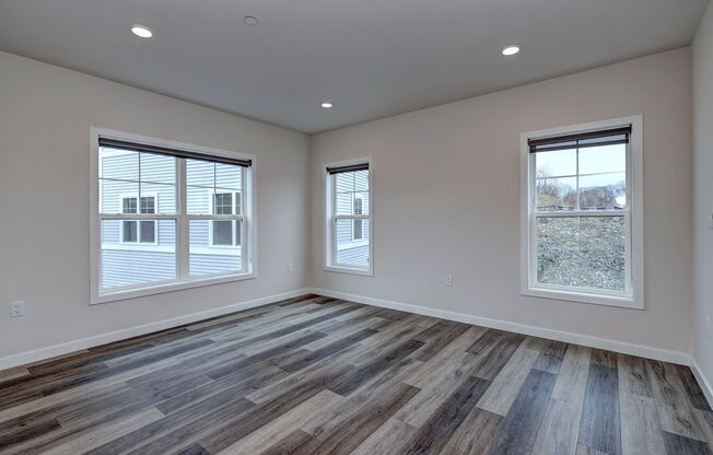 1 bed, 1 bath, 740 sqft, $3,000, Unit Apt 1102