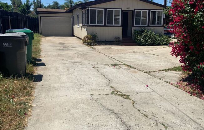 MARLINE AVE DUPLEX