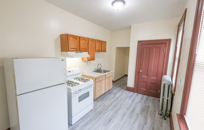 1 bed, 1 bath, 700 sqft, $2,450, Unit 2