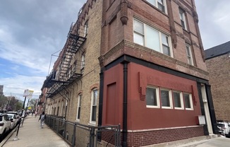 1363 N Bosworth Ave 10