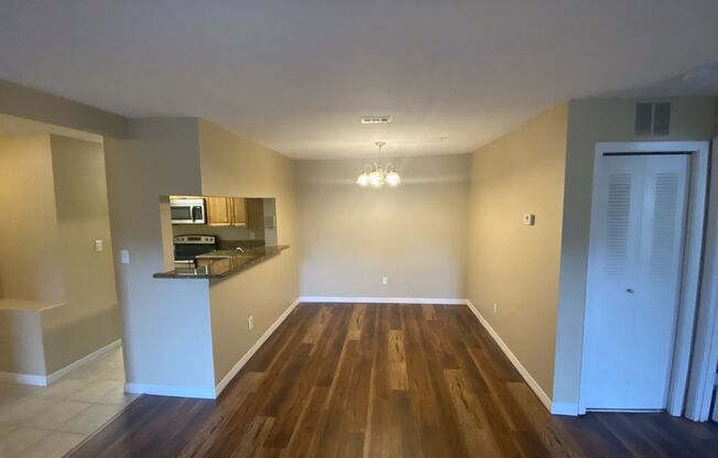 2 Bed 2 Bath Condo with fireplace!!!