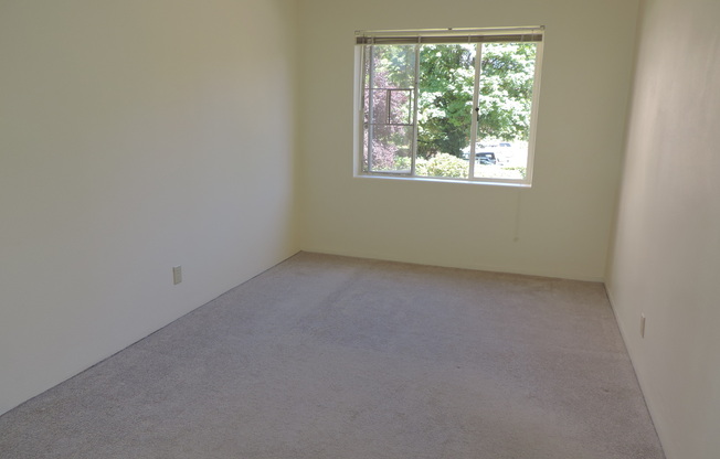 1 bed, 1 bath, 548 sqft, $1,357, Unit 605A