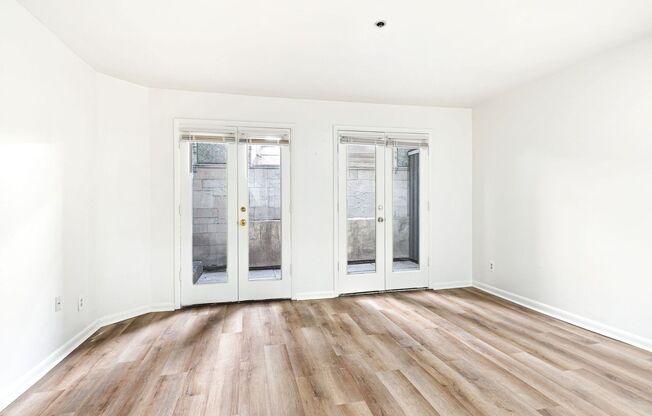 2 beds, 2 baths, 800 sqft, $1,450, Unit 101