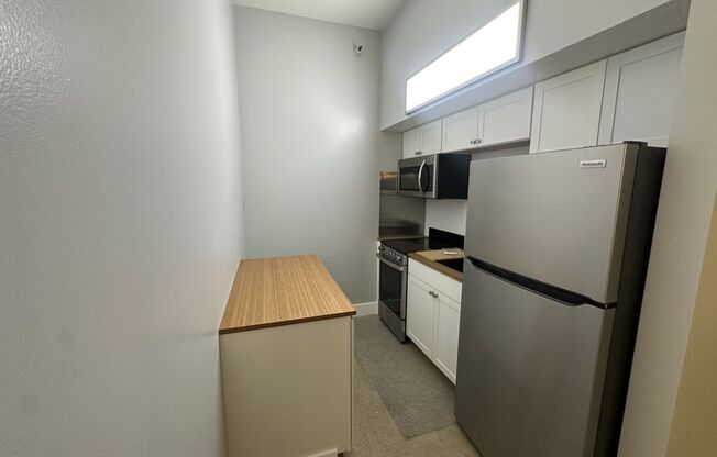 1 bed, 1 bath, 478 sqft, $1,199, Unit Unit 313